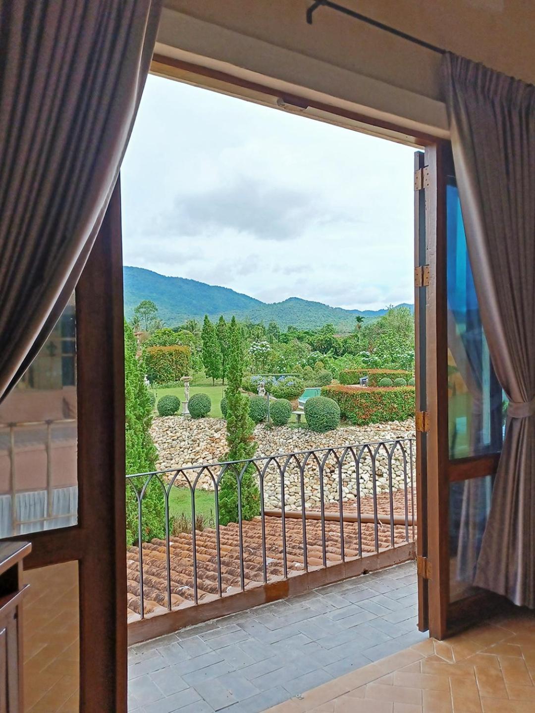 La Toscana Suan Phueng Buitenkant foto