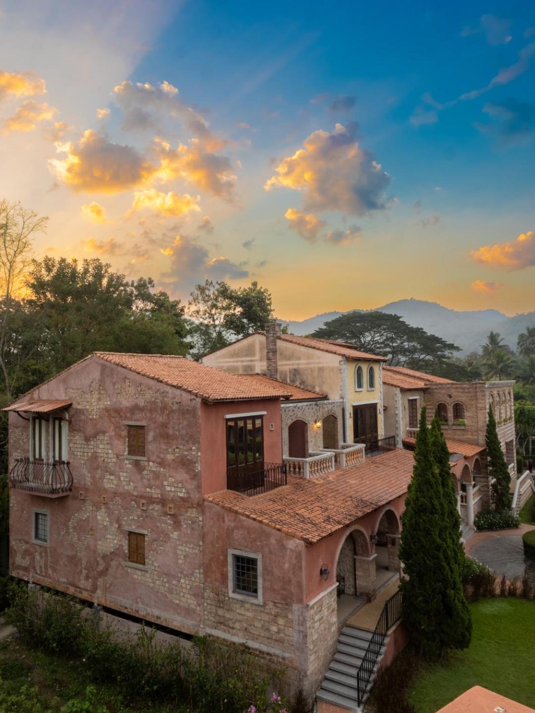 La Toscana Suan Phueng Buitenkant foto