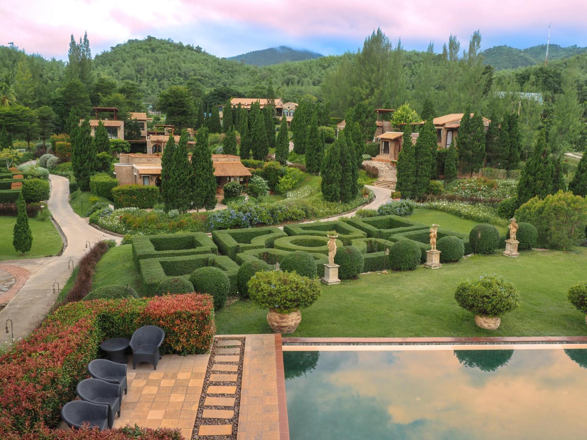 La Toscana Suan Phueng Buitenkant foto